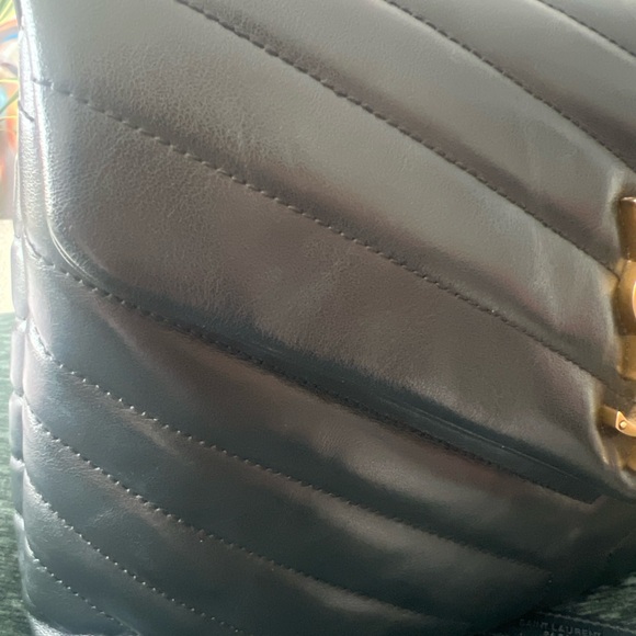 Yves Saint Laurent Black Chevron Lou Lou Shoulder Bag - Picture 2 of 6